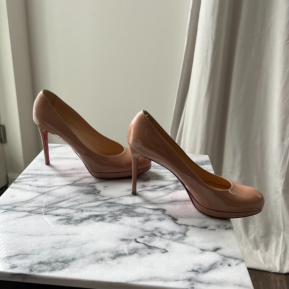 Christian Louboutin New Simple 100mm Pumps (as seen on Paris Hilton) - Picture 6 of 9